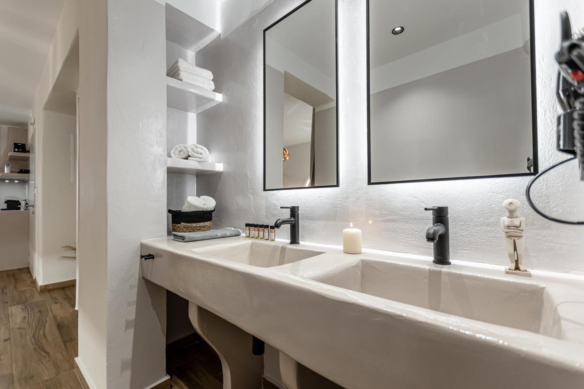Heavenly Suites & Studios Naxos City 외부 사진